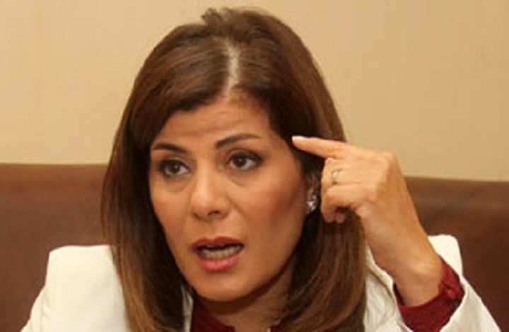 إعلامية تؤيد السيسي للمصريين: بقاؤكم أحياء نعمة (شاهد)