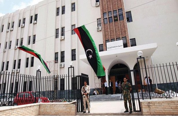 انفجار قرب مقر الحكومة الليبية في شحات 