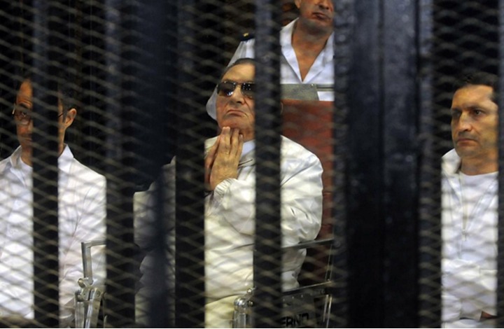 صحف غربية: براءة مبارك حماية لمستبد مصر الجديد