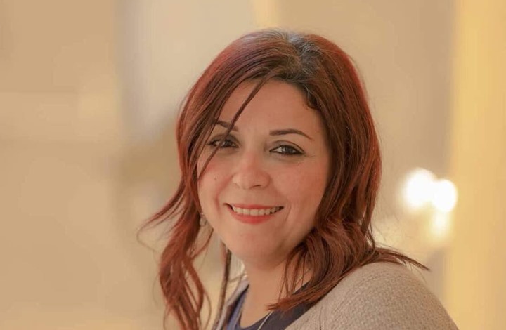 الناشطة المصرية إسراء عبد الفتاح تعلن إضرابا كاملا عن الطعام