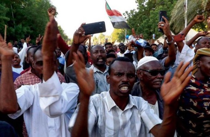 قيادي سوداني يدعو لإنهاء "اختطاف" الفترة الانتقالية