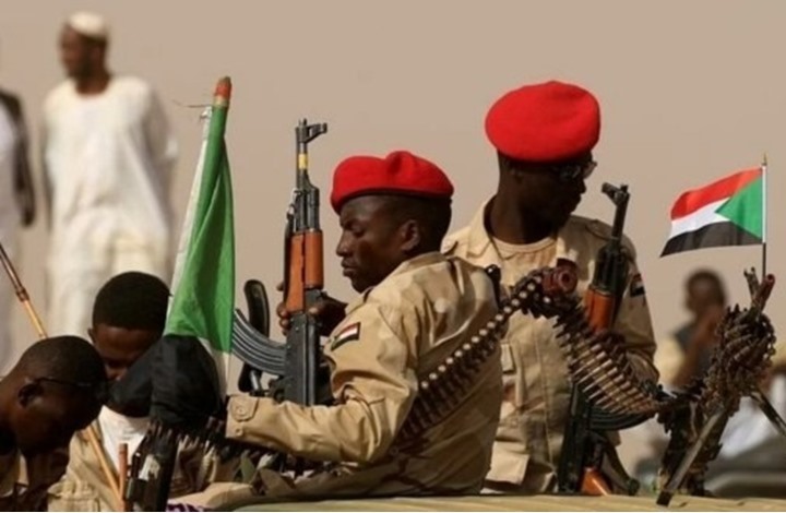 سفراء سودانيون يدينون انقلاب الجيش ضد الحكومة