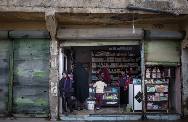 فقر وغلاء.. الدواء في سوريا من الضرورة إلى "الكماليات"