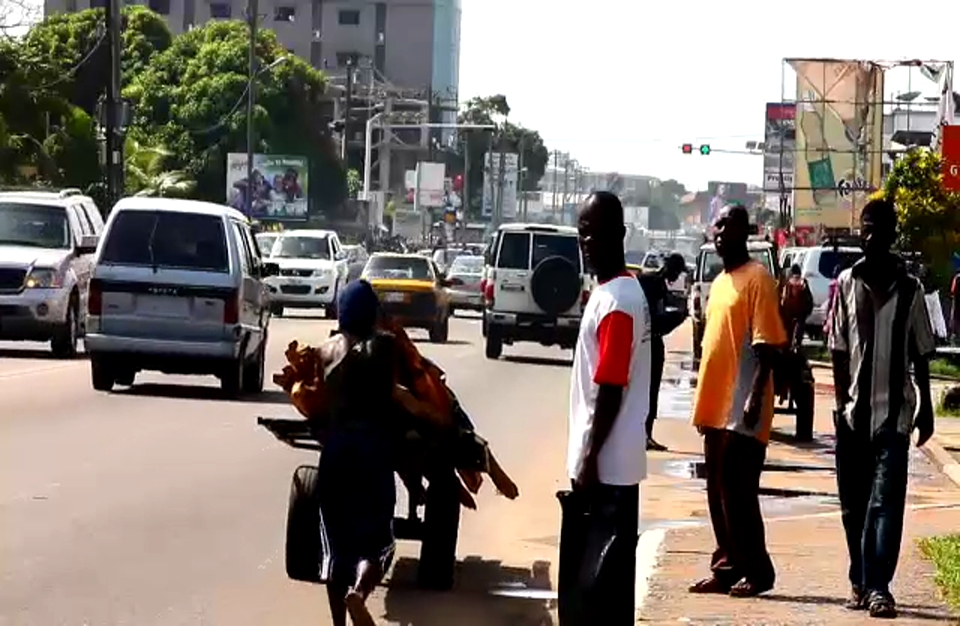 تغيير بعض عادات ليبيريا بسبب وباء إيبولا (فيديو)