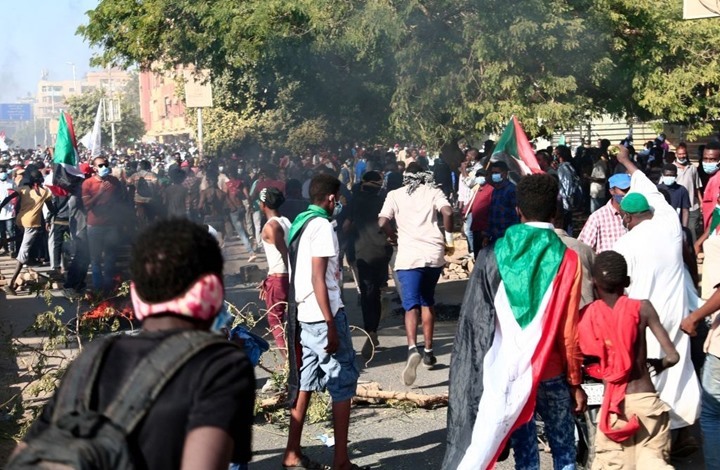 عشرات الجرحي بقمع الأمن السوداني للمتظاهرين.. وإدانة أممية