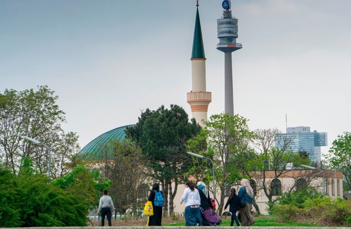 مخاوف لدى مسلمي النمسا من تصاعد العداء لهم