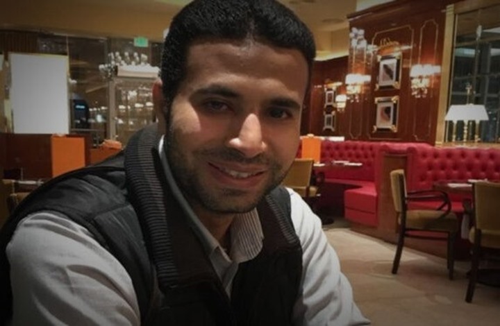 منظمة: صحفي مصري معتقل مهدد بفقدان سمعه وبصره