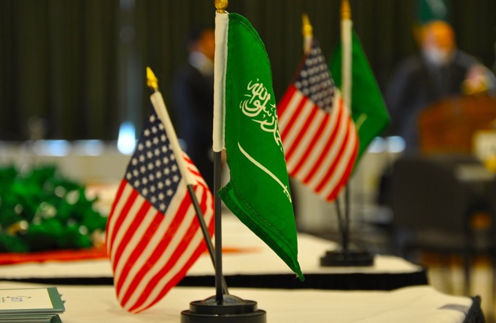 السعودية "تقايض" أمريكا لإنهاء حصار الموانئ باليمن