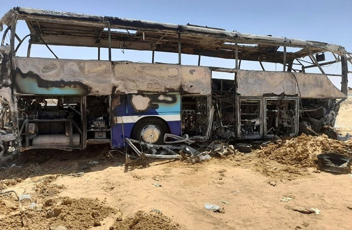 مصرع عشرة أشخاص بينهم أجانب بحادث سير جنوب مصر