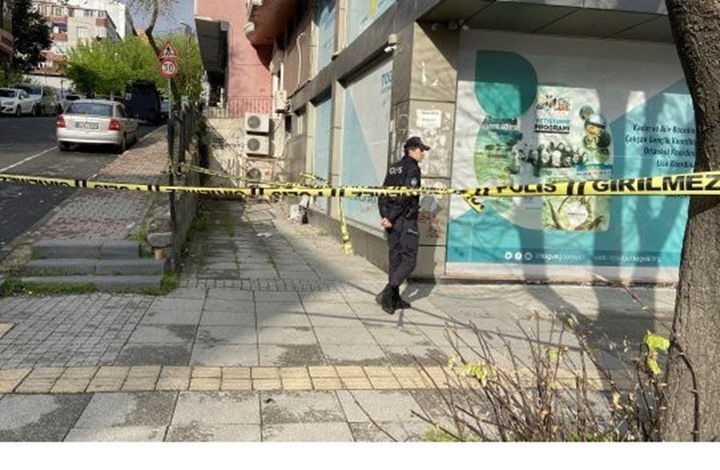 انفجار عبوة ناسفة أمام مبنى مؤسسة شبابية بإسطنبول