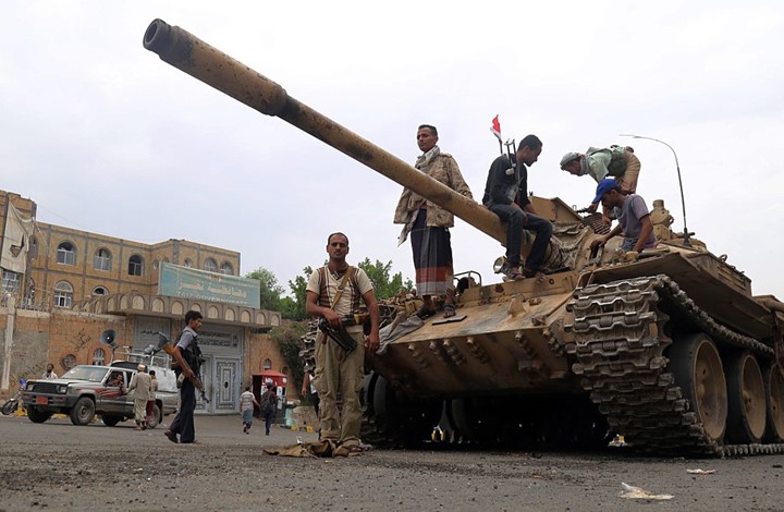 تفاصيل تفاهمات بين الجيش اليمني بتعز وقوات تدعمها أبوظبي