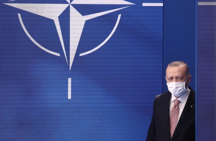 بلومبيرغ: أردوغان يقف في وجه توسيع "الناتو"