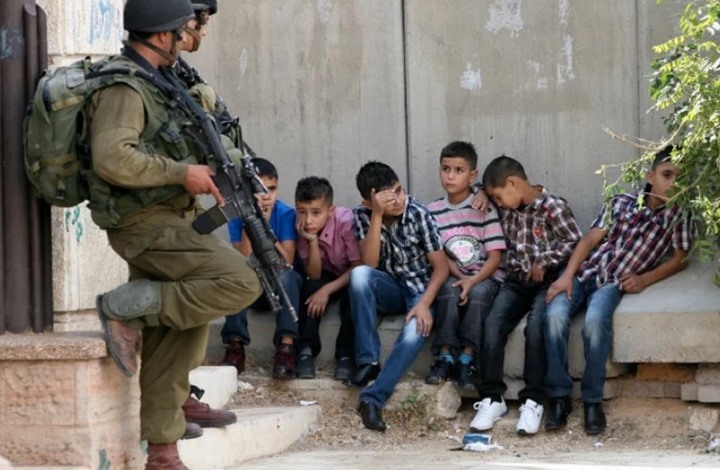 الاحتلال يتعمد قتل الأطفال الفلسطينيين.. ودعوات لصد جرائمه