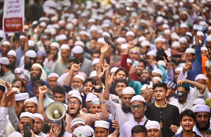 "علماء المسلمين" يدعو لقانون أممي يمنع ازدراء "المقدسات"