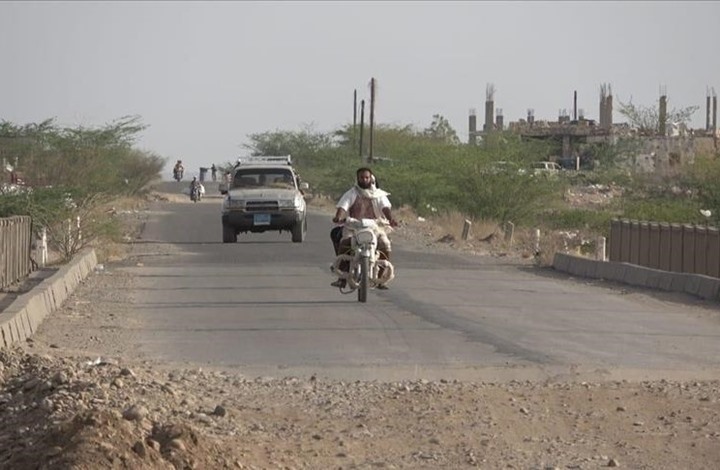 "الحوثي" تعلن البدء في فتح طرق إلى مدينة تعز اليمنية