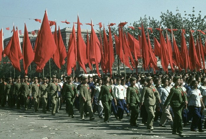 Большой скачок культурной революции. Культурная революция в Китае Мао Цзэдун. Революция в Китае 1966-1976. Культурная революция Китай 1966. Отряды хунвейбинов.
