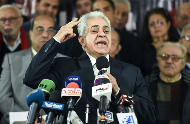 بلاغ يطالب باعتقال حمدين صباحي بتهمة إسقاط الدولة