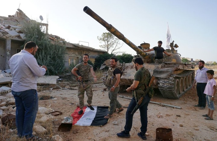 فصائل معارضة تحذر النظام من معركة إدلب: "لن نكتفي بالرد"