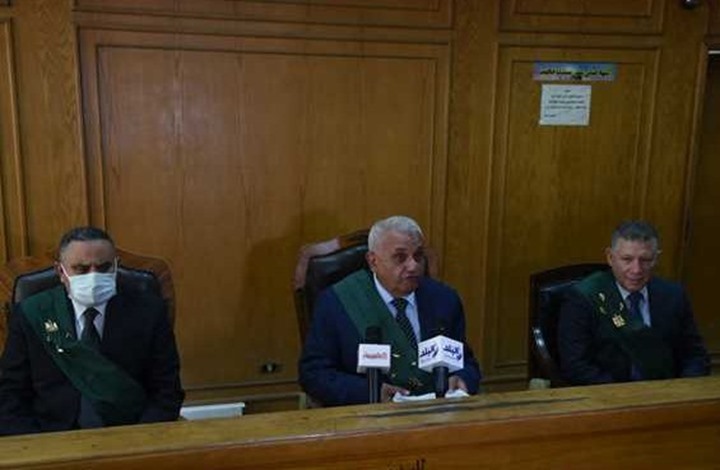 مصر: السجن المشدد 10 سنوات لطليق وزيرة الصحة بجرم الرشوة مصر: السجن المشدد 10 سنوات لطليق وزيرة الصحة بجرم الرشوة