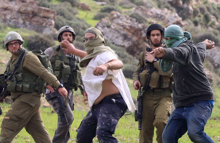 صحف عبرية: وحشية المستوطنين تجري بغطاء الحكومة والجيش