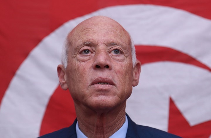 قيس سعيّد يحذر التونسيين من "مخطط لاغتيال مسؤولين"