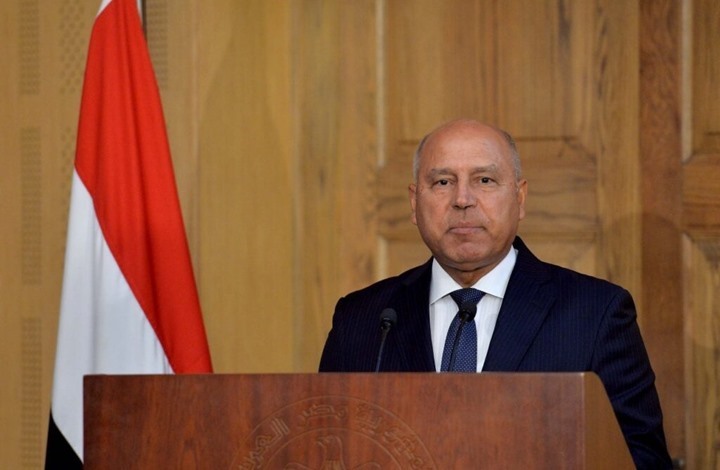 وزير: مصريون يدفعون الملايين مقابل تسمية محطات قطار