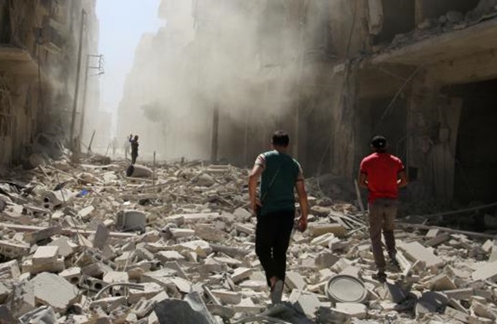 التايمز: ماذا يريد النظام والروس من حرق حلب وتدميرها؟