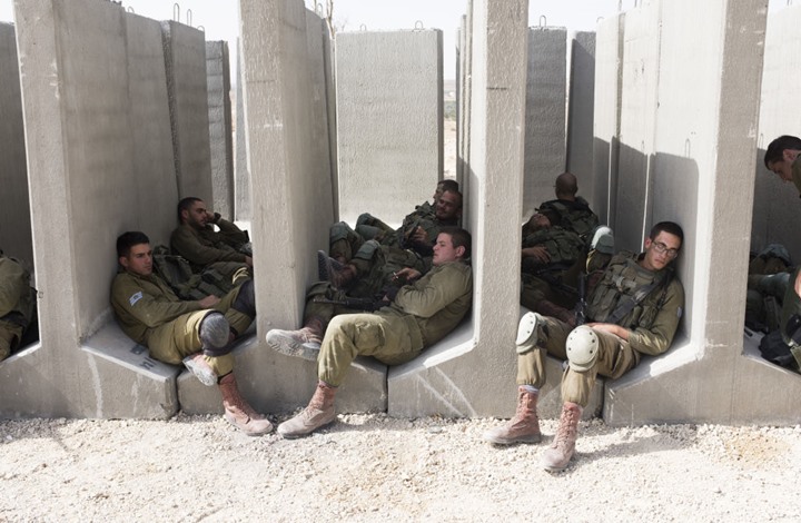 اتهام حاخام وجندي إسرائيليين بعمليات اغتصاب وأفعال مخلة