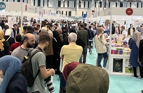 تضاعف الإقبال على معرض الكتاب العربي بإسطنبول (شاهد)