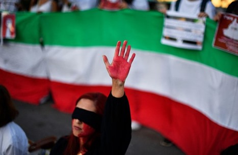"WSJ": الاقتصاد وليس الحجاب سبب تظاهرات إيران
