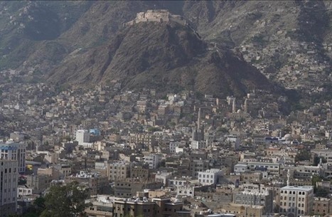 استقالة عضو بالرئاسي اليمني رفضا لقصف إماراتي بشبوة