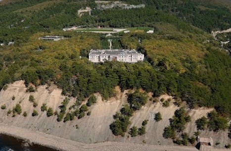 "التايم" تنشر تفاصيل جديدة عن "قصر بوتين" الفخم