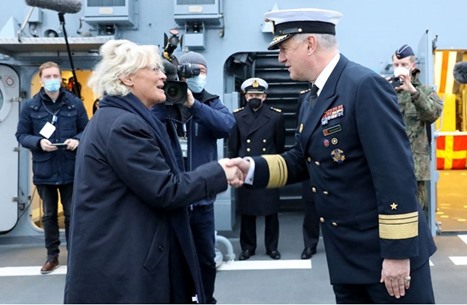 استقالة قائد البحرية الألمانية بعد تصريحات أشاد فيها ببوتين
