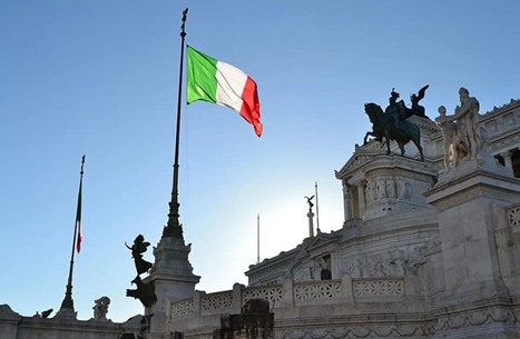 الغارديان: زعيمة "إخوان إيطاليا" رفضت جذور الفاشية لحزبها