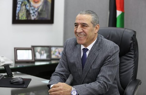 وزير فلسطيني يلتقي لابيد.. وفصائل "المقاومة" تدين