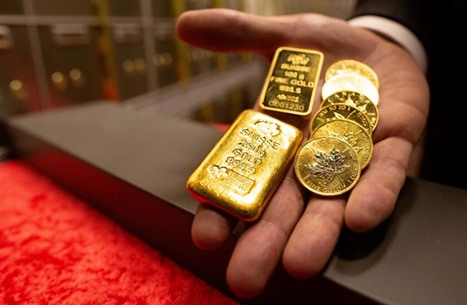 بلومبيرغ: تلاعب في أسواق الذهب يقود لحملة ضد زعماء السوق