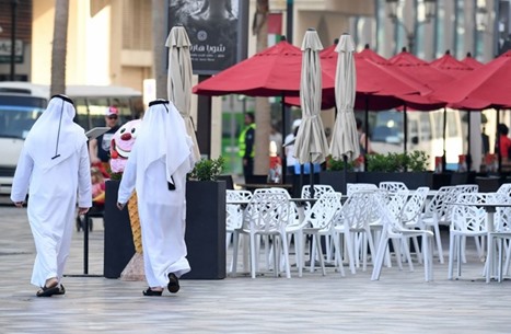 إضراب نادر لعمال شركات توصيل الأطعمة في الإمارات (شاهد)