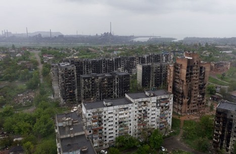 مجمع "آزوفستال" بماريوبول يسقط بيد الروس بعد حصار طويل