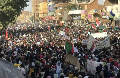 الأمن السوداني يقمع مظاهرات تطالب بالحكم المدني (شاهد)