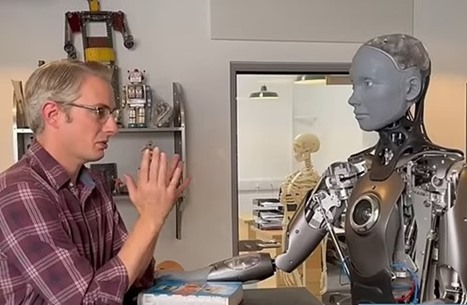 الروبوت "آميكا" يطمئن البشرية: لن نسيطر على العالم