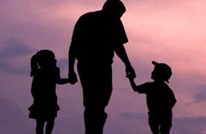 6 علامات تنذر بفتور العلاقة بين الآباء والأبناء