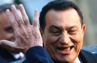 عودة مبارك وأزلامه.. بالون اختبار أم نشوة انتصار؟