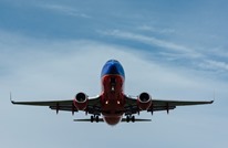 مهاجر يصل هولندا مختبئا بعجلات طائرة قادمة من جنوب أفريقيا