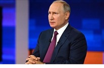 عقوبات أوروبية ضد عشيقة بوتين المزعومة.. وروما تصادر يخته
