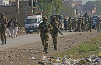 إلغاء اجتماع طالبان وحكومة باكستان لمقتل حرس الحدود