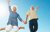 دراسة: كبار السن أكثر إيجابية ونشاطا من الشباب