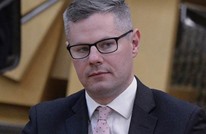 استقالة وزير أسكتلندي بعد فضيحة مراسلات مع مراهق