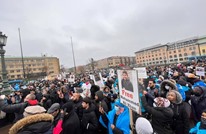 احتجاجات في السويد تنديدا بسحب أطفال مسلمين (شاهد)