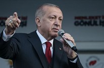 أردوغان يوبخ مرشحة عن حزب قومي انتقدت اللغة العربية (شاهد)