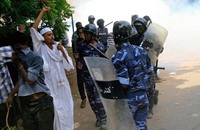 الأمن السوداني تفرق مظاهرة للمعارضة في الخرطوم